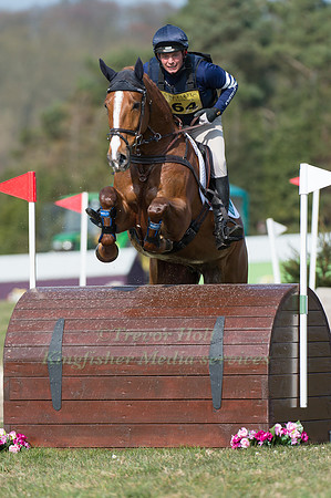 Laurence Hunt  riding Magic Roundabout IV