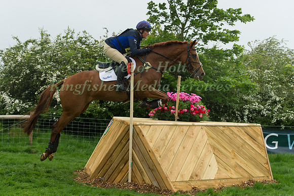 Zara Tindall (GBR) riding Drops Of Brandy