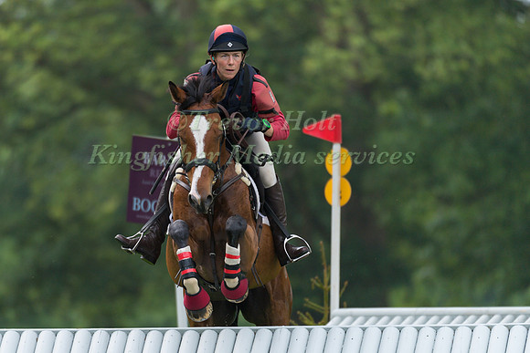 LOUISA LOCKWOOD (GBR) AND LADY VI DU RI DASSE
