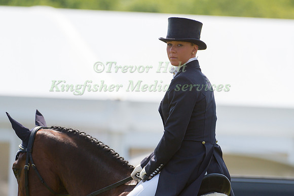Dani Evans (GBR) riding Raphael II