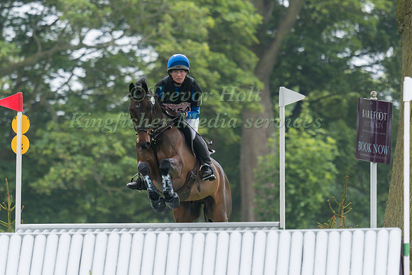 KATIE HUNTER (GBR) AND U ZERMIE 56