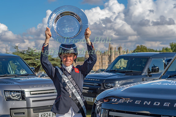 Ros Canter in front of Burghley House with the Landrover Burghle
