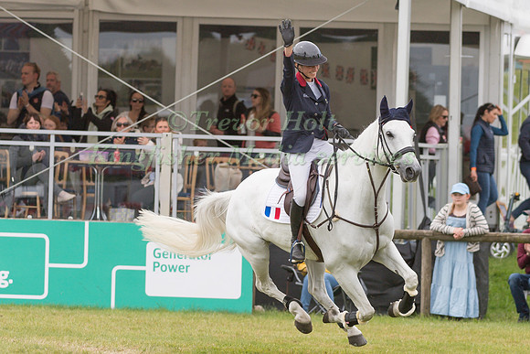 HÉLOÏSE LE GUERN AND CANAKINE DU SUDRE Z