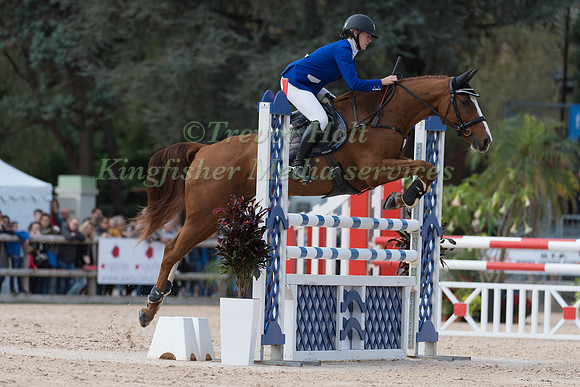 AURELIE VINNAC (FRA) AND QUANJI DE PETRA