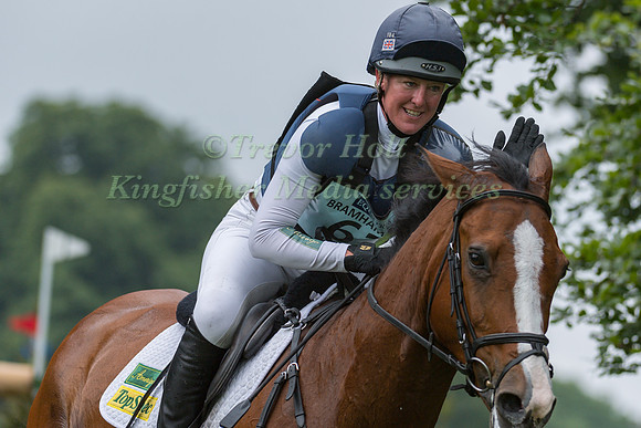 NICOLA WILSON (GBR) AND ONE TWO MANY
