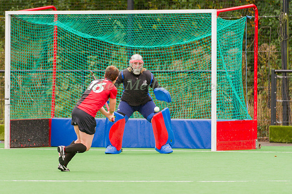 Nat Wray makes a shot on Goal