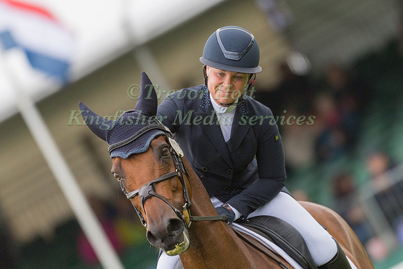 NICOLE MILLS AND FEARLESS W (GBR)