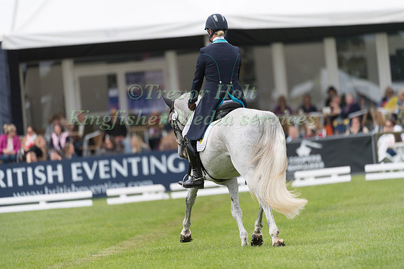 SARAH HOLMES (GBR) AND DUNGANSTOWN FLEUR