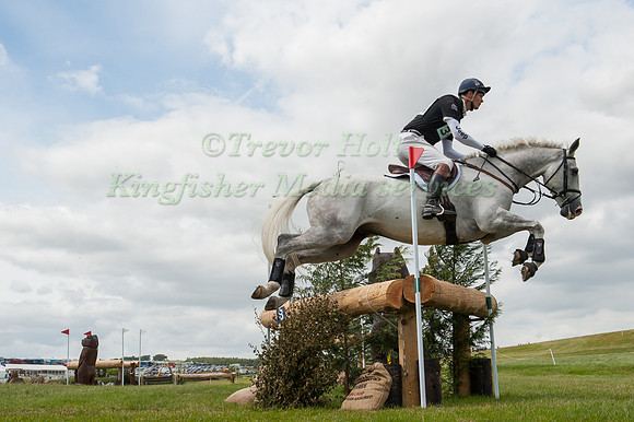 WILLIAM FOX-PITT  RIDING  THE SOAPDODGER