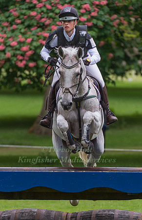 Josephine  Schnaufer (GER) riding  Sambucca 10