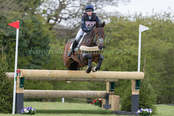 LIZZIE BAUGH (GBR) AND QUARRY MAN
