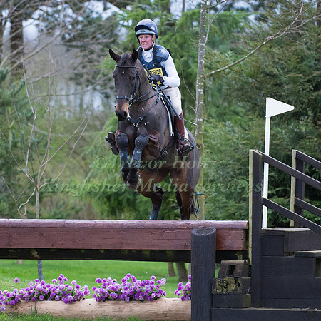 NICOLA WILSON RIDING SHANNONVIEW GLORY