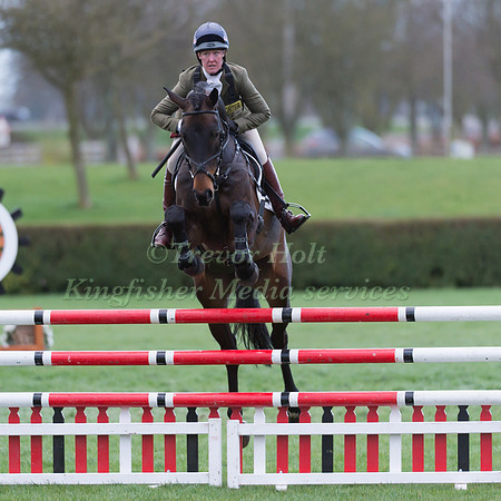 NICOLA WILSON RIDING JL DUBLIN