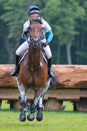 Dani Evans (GBR) riding Raphael II