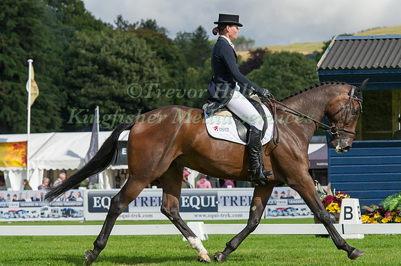 MEGHAN  HEALY (IRL) RIDING LUI D