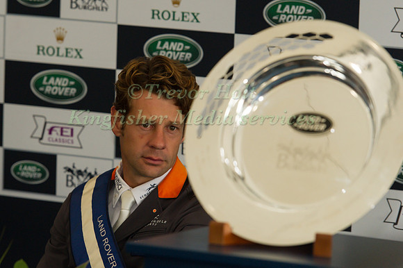CHRISTOPHER BURTON WITH THE LAND ROVER PERTPETUAL TROPHY