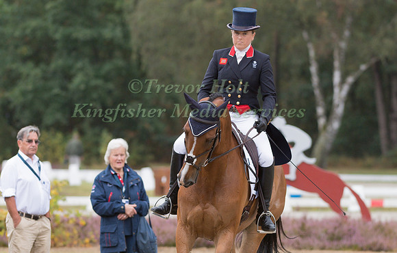 Pippa Funnell (GBR) and Majas Hope