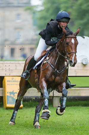 Stephanie  D'Andrimont (BEL) riding  Daisy XV