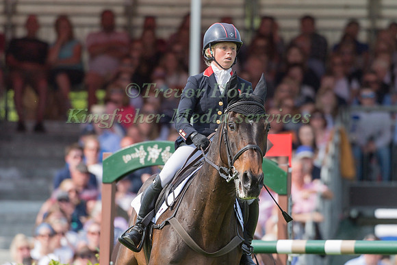 Rosalind Canter (GBR) and Allstar B
