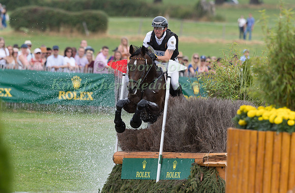ANDREAS DIBOWSKI (GER) AND  FRH CORRIDA