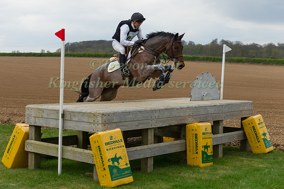 BILL  LEVETT (AUS) RIDING ATHLEET V