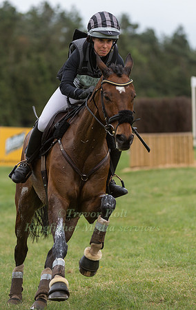 BETTINA  HOY (GER) RIDING SEIGNEUR MEDICOTT
