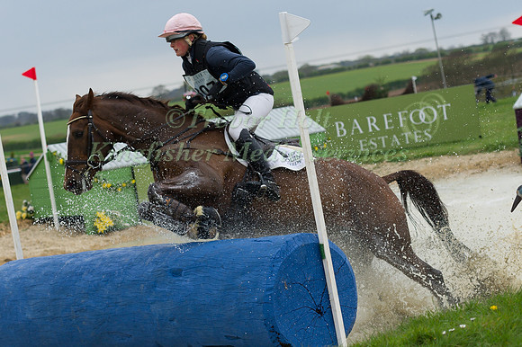 CAROLINE HARRIS  RIDING BILLY BUMBLE