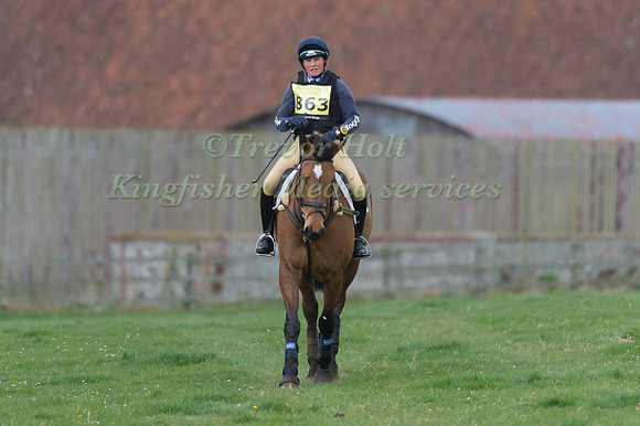PIGGY FRENCH (GBR) RIDING COOLEY MONSOON