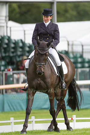Kerry Varley (GBR) and  Bluestone Luke