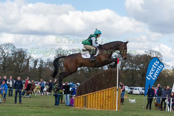 Sarah  Ennis (IRL) riding Blm Diamond Delux