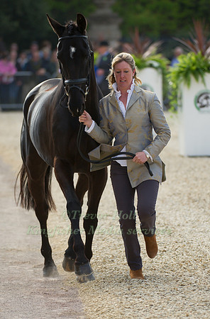 Nicola Wilson and Opposition  Buzz