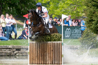 BUBBY UPTON RIDING  CLEVER LOUIS