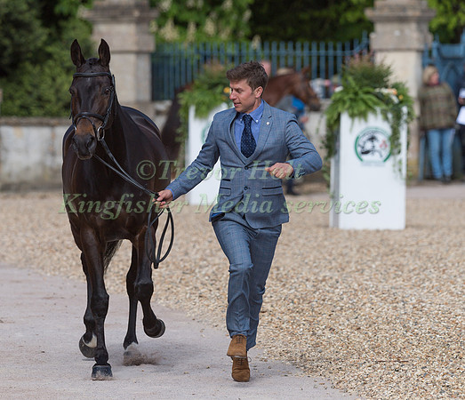 Tom Crisp (GBR) and  Liberty and Glory