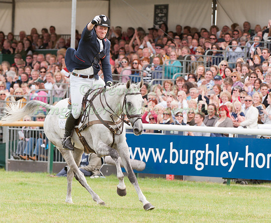 Oliver Townend and Carousel Quest Celebrating