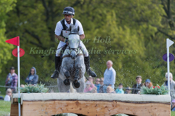 ANDREW NICHOLSON (NZL) AND SWALLOW SPRINGS