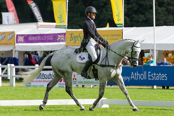 PAUL  TAPNER (AUS) RIDING BONZA KING OF ROUGES