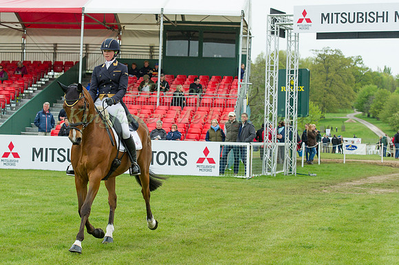 Hannah Bate (GBR) riding Finbury Hill