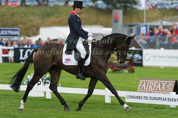 Wills Oakden of Great Britain riding Greystone Midnight Melody
