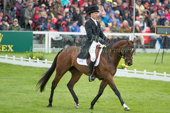 Nick Gauntlett (GBR) riding El Grado
