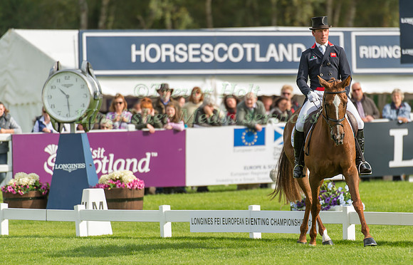 Oliver Townend of Great Britain riding Fenyas Elegance