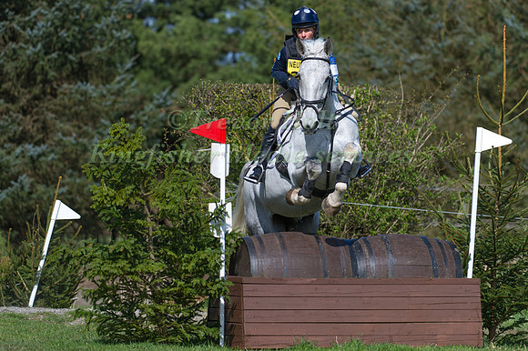 Victoria Bentley Arbor Low Bounce