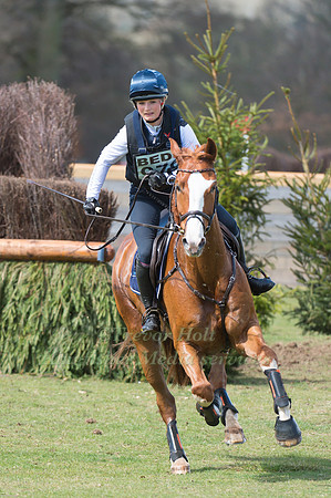 Pia  Munker (GER) riding Louis M