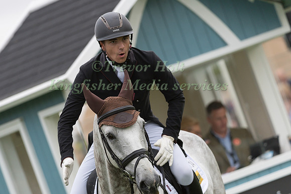 MAX WARBURTON AND DEERPAIRC REVELRY (GBR)