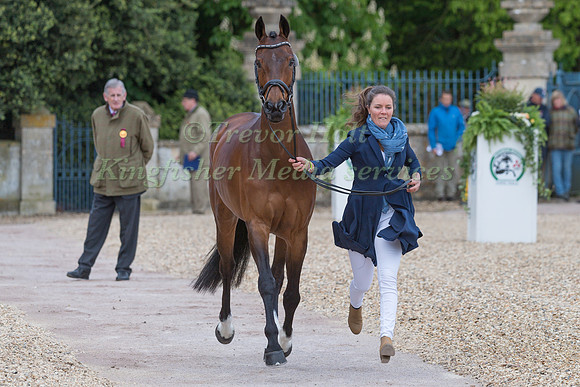 Virginia Thompson (NZL) and  Star Nouveau