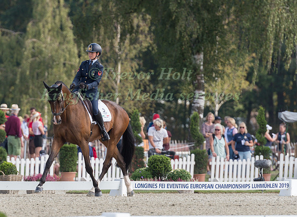 Vittoria Panizzon (ITA) and Super Cillious
