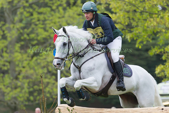 Mark  Kyle (IRL) riding  STEP IN TIME II