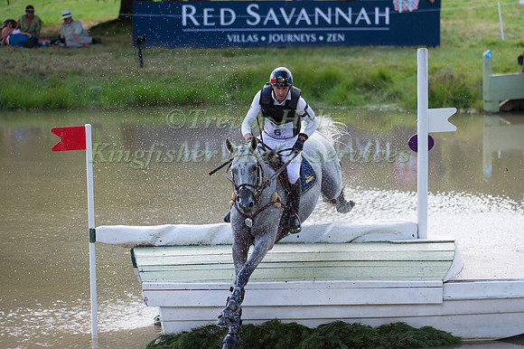 THOMAS  CARLILE (FRA) RIDING UPSILON