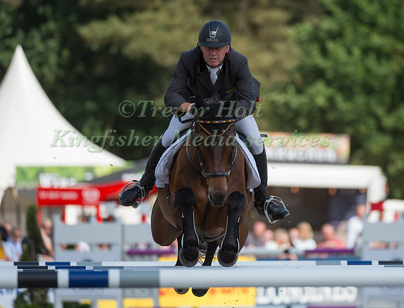 ANDREAS DIBOWSKI (GER) AND FRH LLANERO