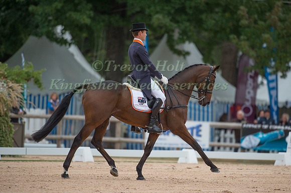 Christopher Burton AUS)  riding TS Jamaimmo