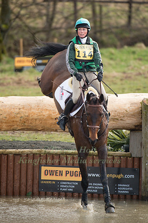 Sarah Ennis riding BLM Diamond Delux